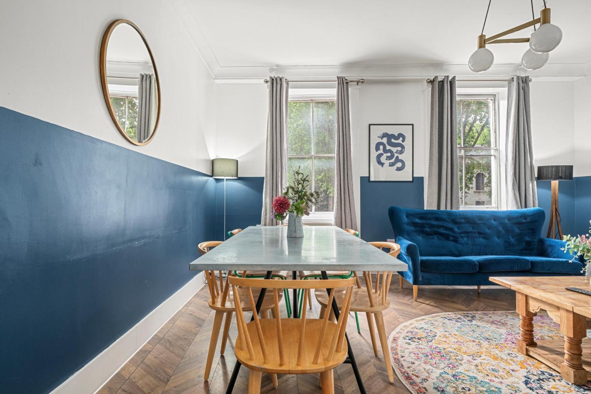 Ferienhaus 5-bedroom In Sleeps 14